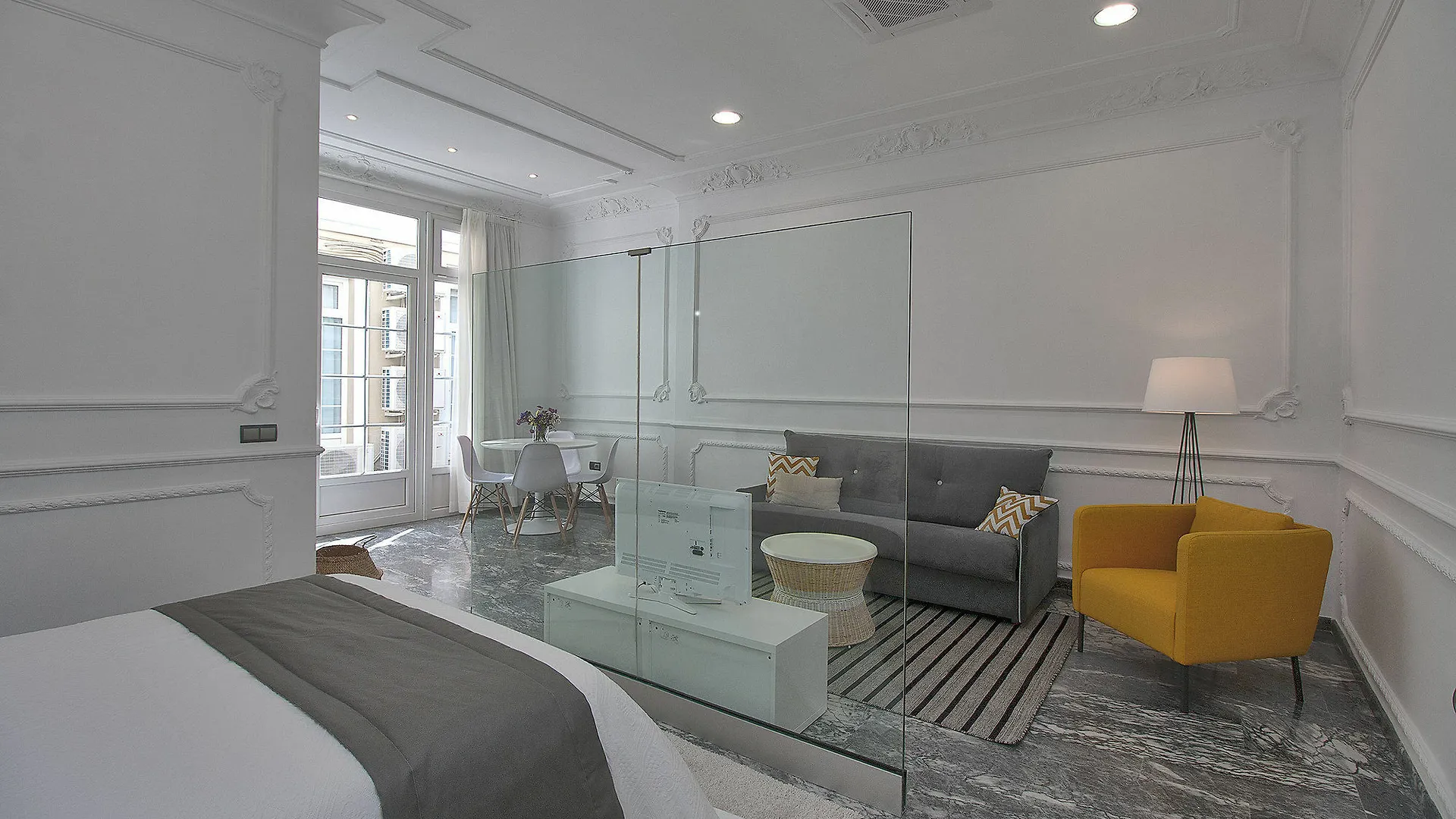 Apartamentos Plaza Constitucion - Larios Málaga Lejlighed